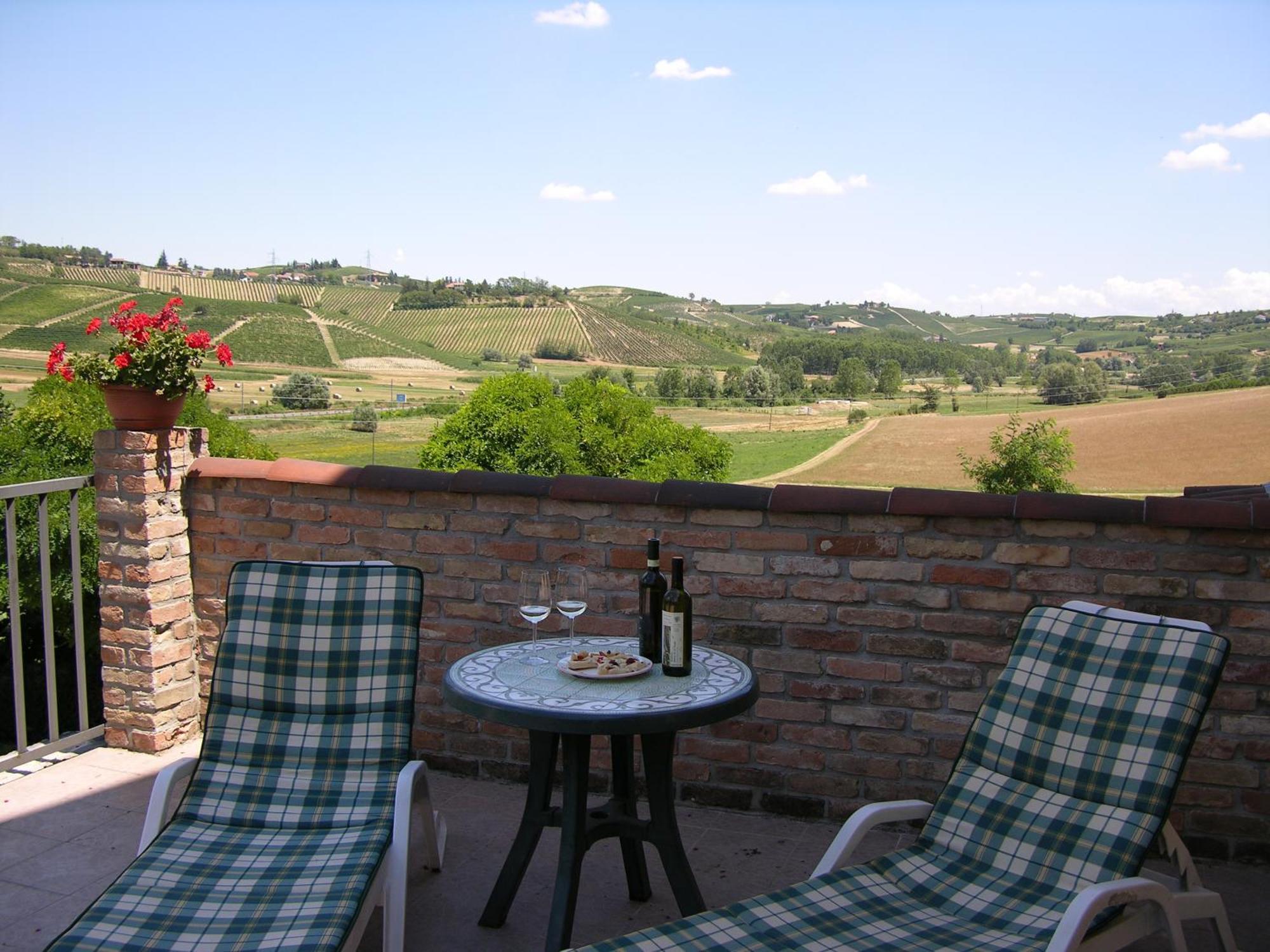 Agriturismo La Mussia Castelnuovo  Exterior foto